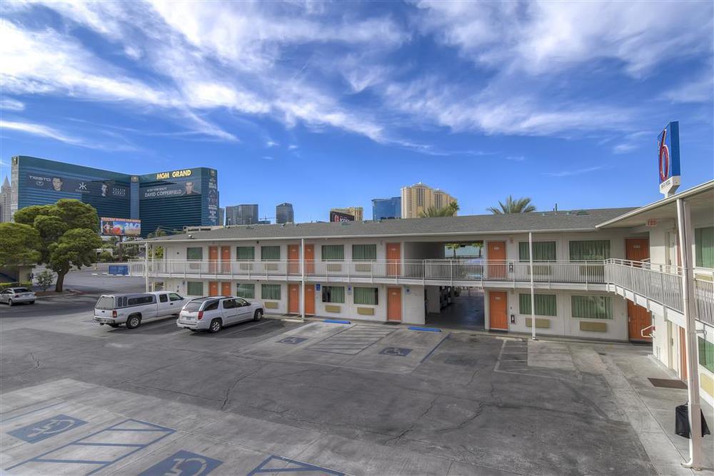 6-las Vegas, Nv - I-15 Stadium 2*