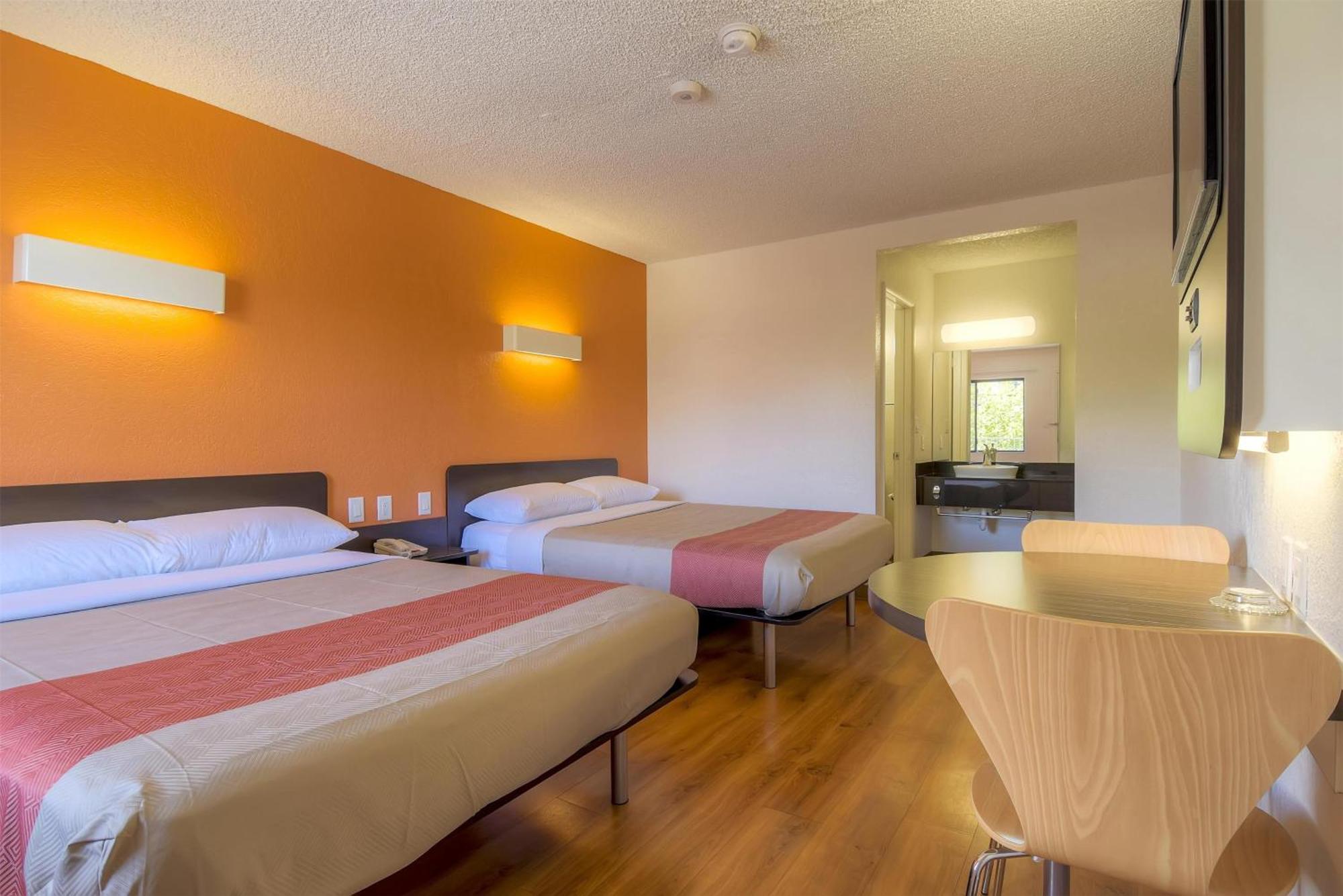 6-las Vegas, Nv - I-15 Stadium 2*